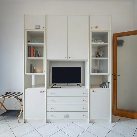 Guesthost - The Sky Of - Orti Oricellari * Florencja